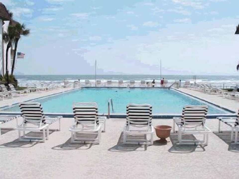 Olympic size pool, heated in winter