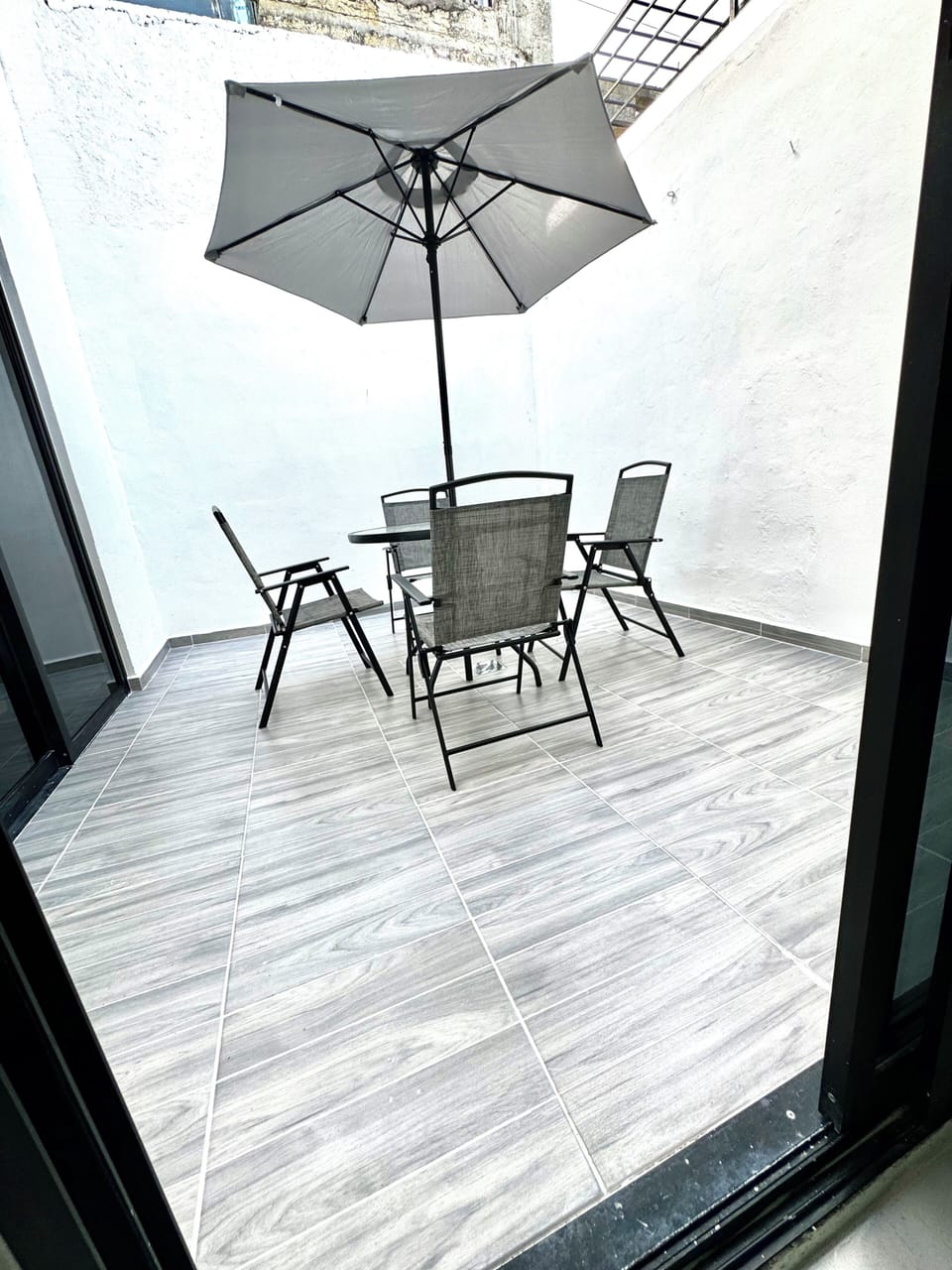 Apartment, 2 Bedrooms, Accessible, Patio | Living area