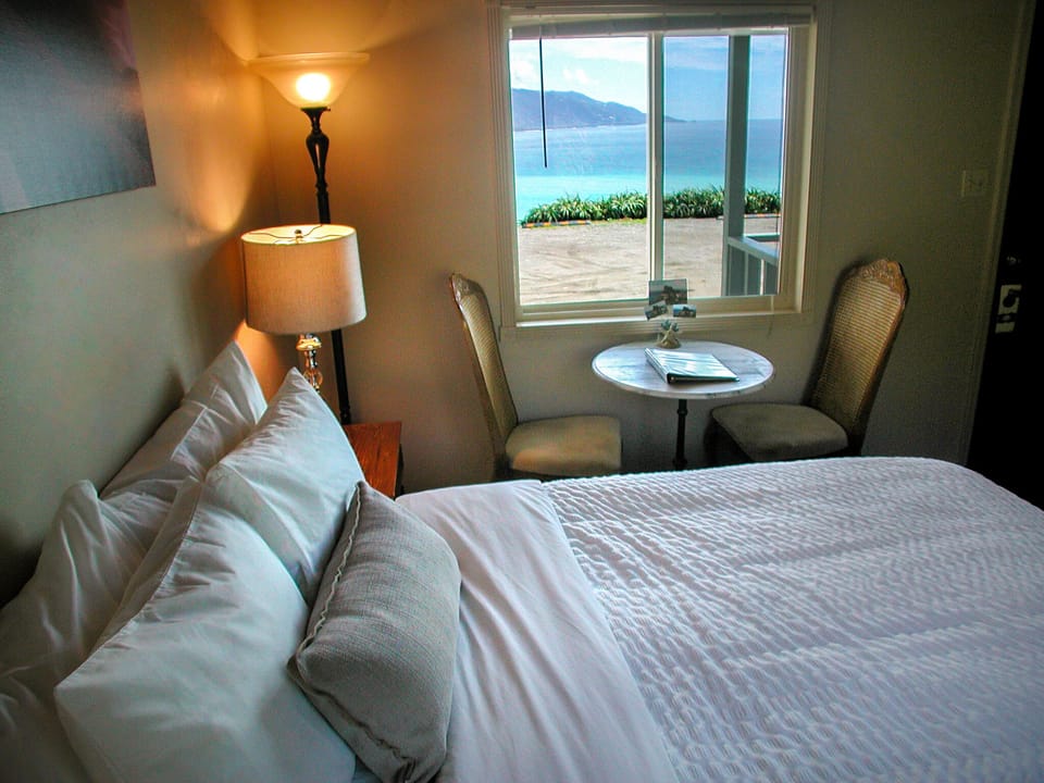 Standard Room | Free WiFi, bed sheets
