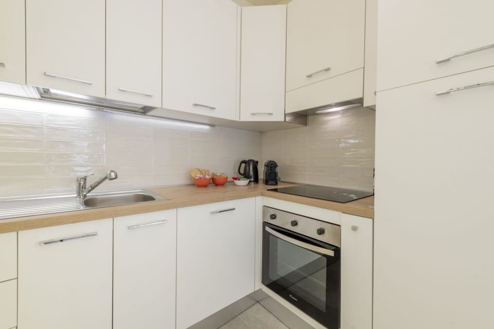 BnButler - Maloja, 10 Apartment in Milan