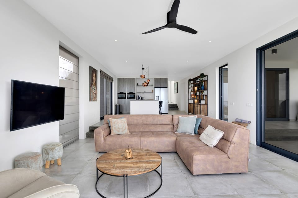 Living area and kitchen