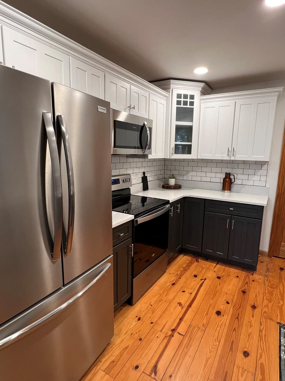 Full kitchen with all the amenities