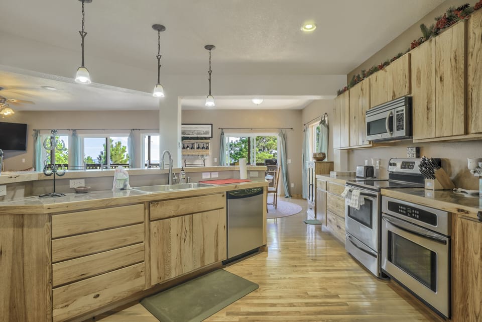 Fridge, microwave, oven, dishwasher