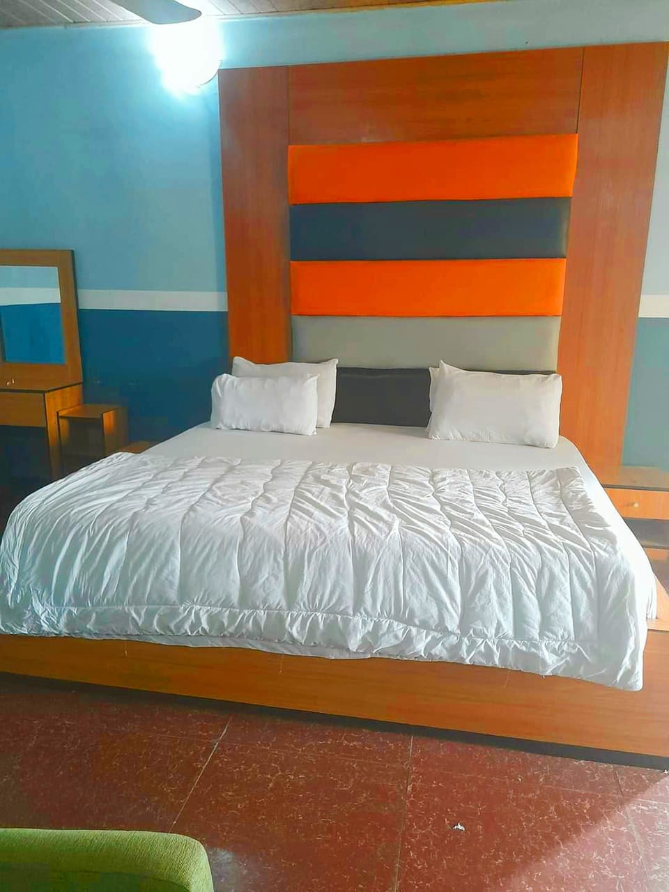 Deluxe Room | 1 bedroom, desk, laptop workspace, free WiFi
