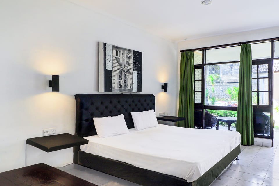 Standard Suite, 1 Double Bed | Desk, laptop workspace, free WiFi, bed sheets