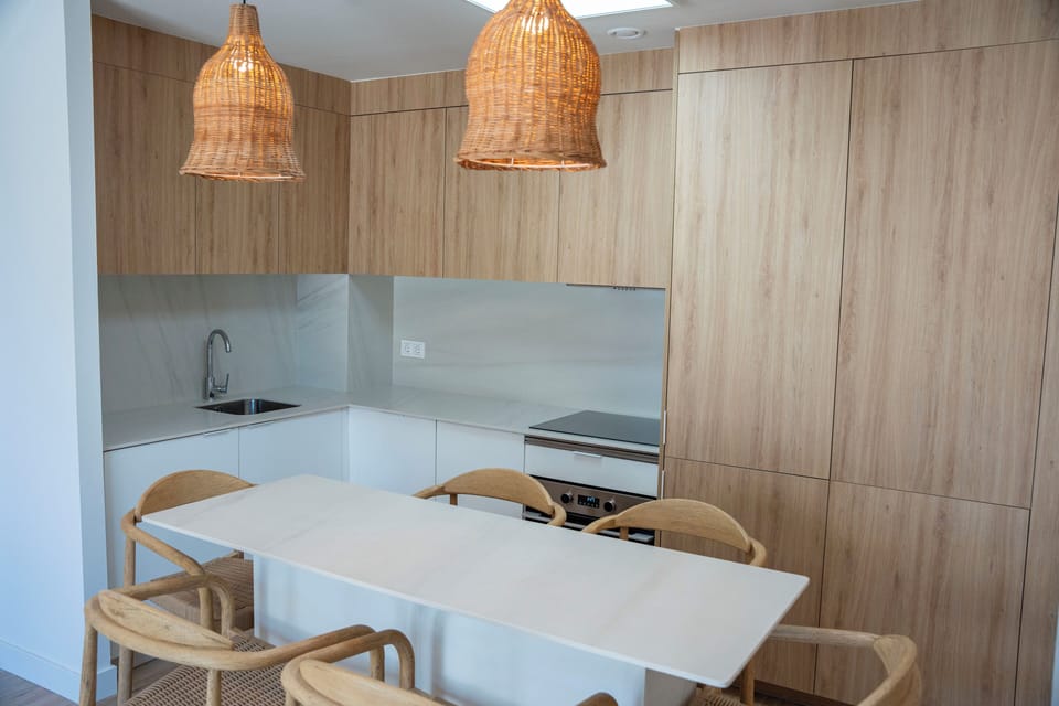 Comfort Apartment, 1 Bedroom, Kitchen, Garden View | Private kitchen | Full-size fridge, microwave, stovetop, dishwasher