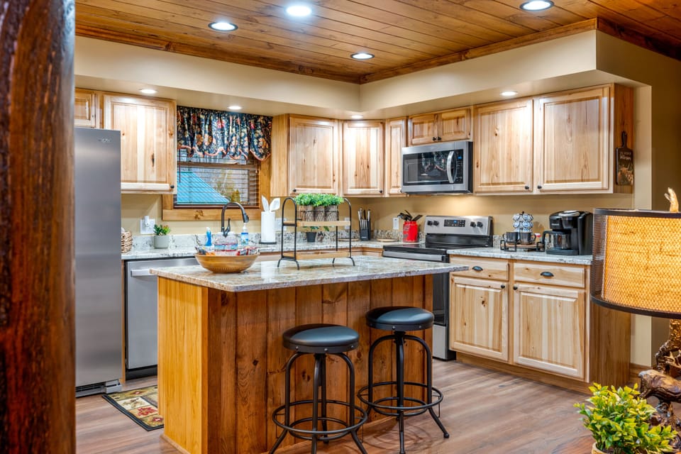 Fully Stocked Kitchen