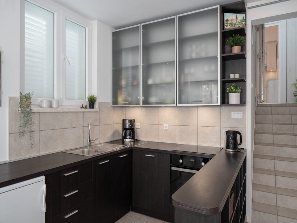 House (Three Bedroom Holiday Home with Terra) | Private kitchen | Fridge