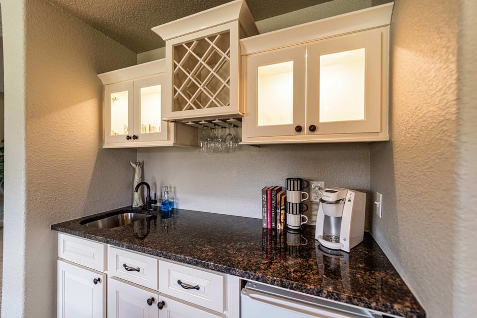 Villa, Multiple Beds, Fireplace, Golf View (Fairway to Heaven) | Interior