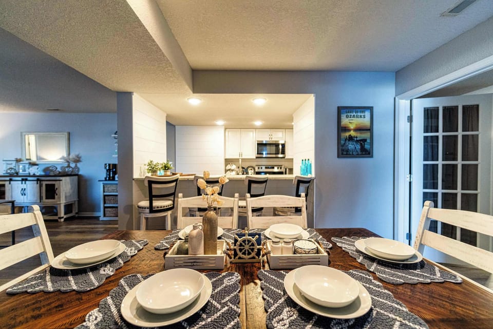 Condo, Multiple Beds, Balcony (Lazy L at the Lake) | Dining