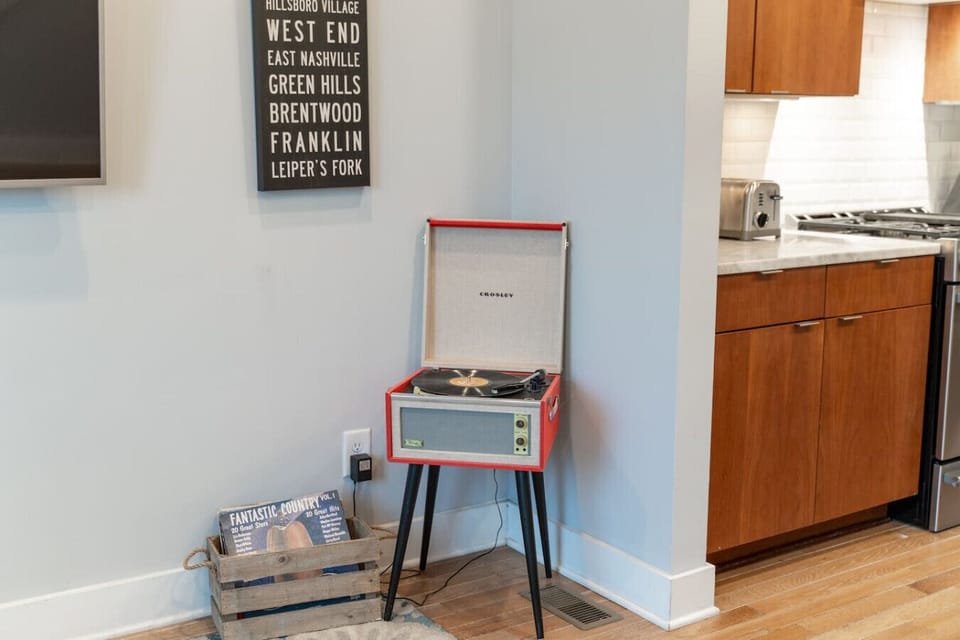 CD player and vinyl record player available for music lovers