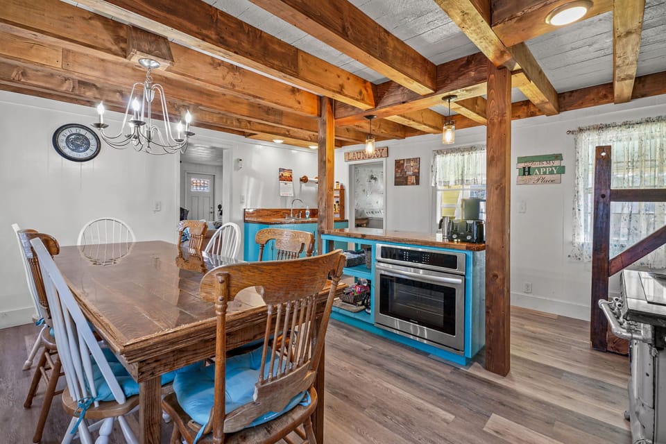 Dining Room/Kitchen