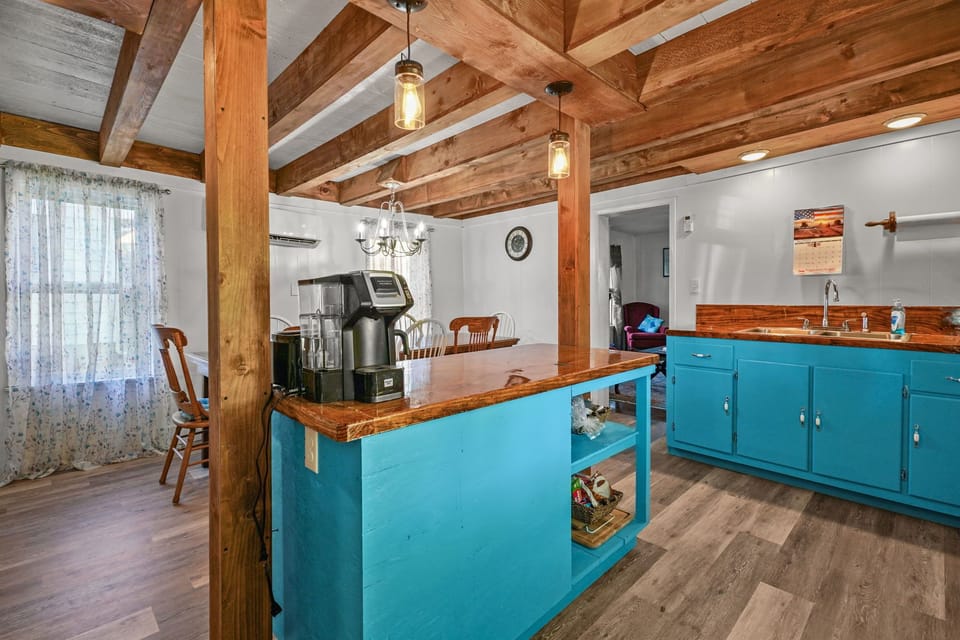 Kitchen Island Counter