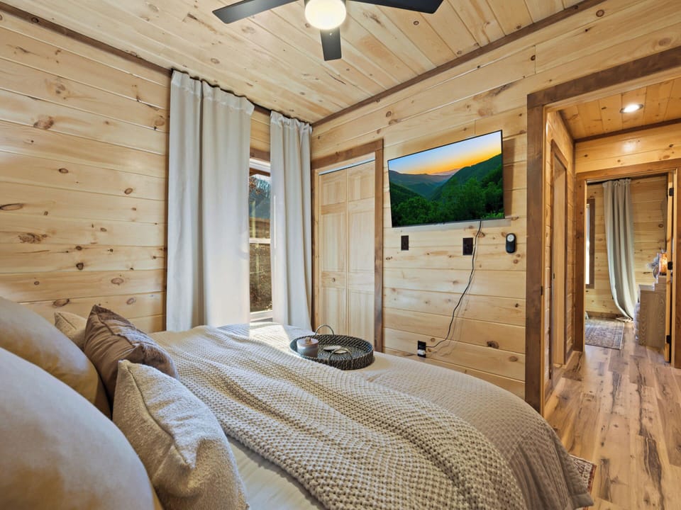 Mountain Ventures by Jackson Mountain Rentals Cabin in Sevier County