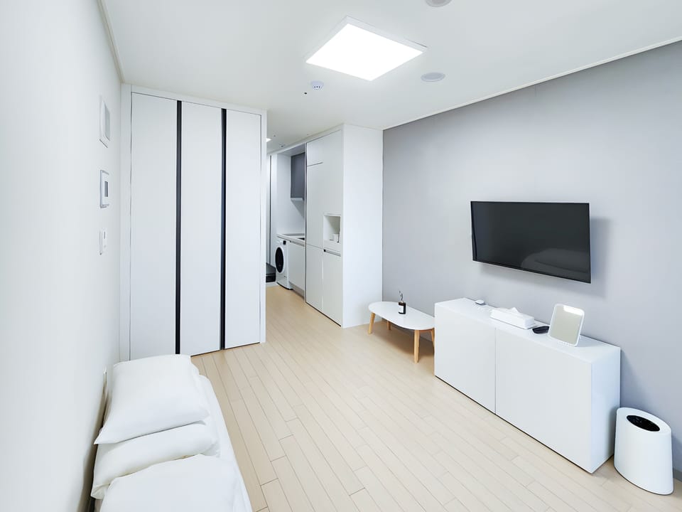 Bella Ondol Terrace | Premium bedding, pillowtop beds, blackout drapes, free WiFi