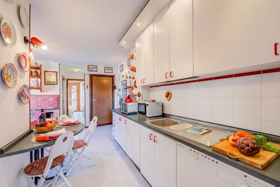 Kitchen and dining area