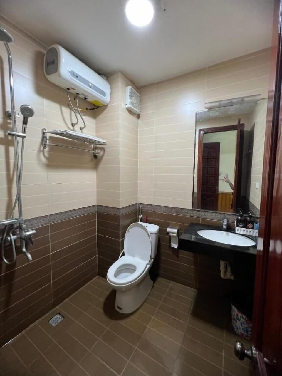 Standard Room | Bathroom