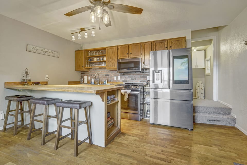 House | Private kitchen | Fridge, microwave, oven, dishwasher