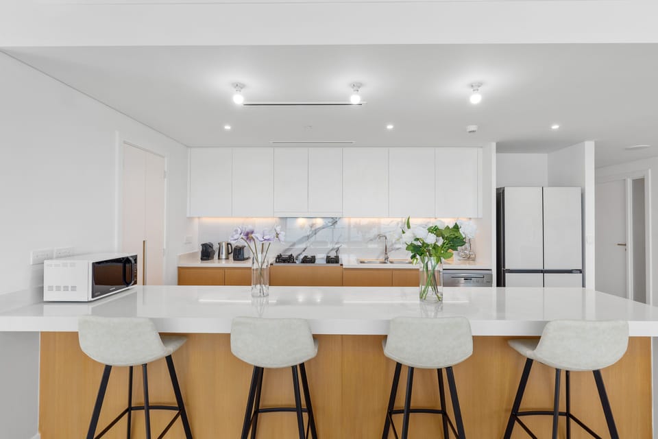 Fridge, microwave, oven, dishwasher