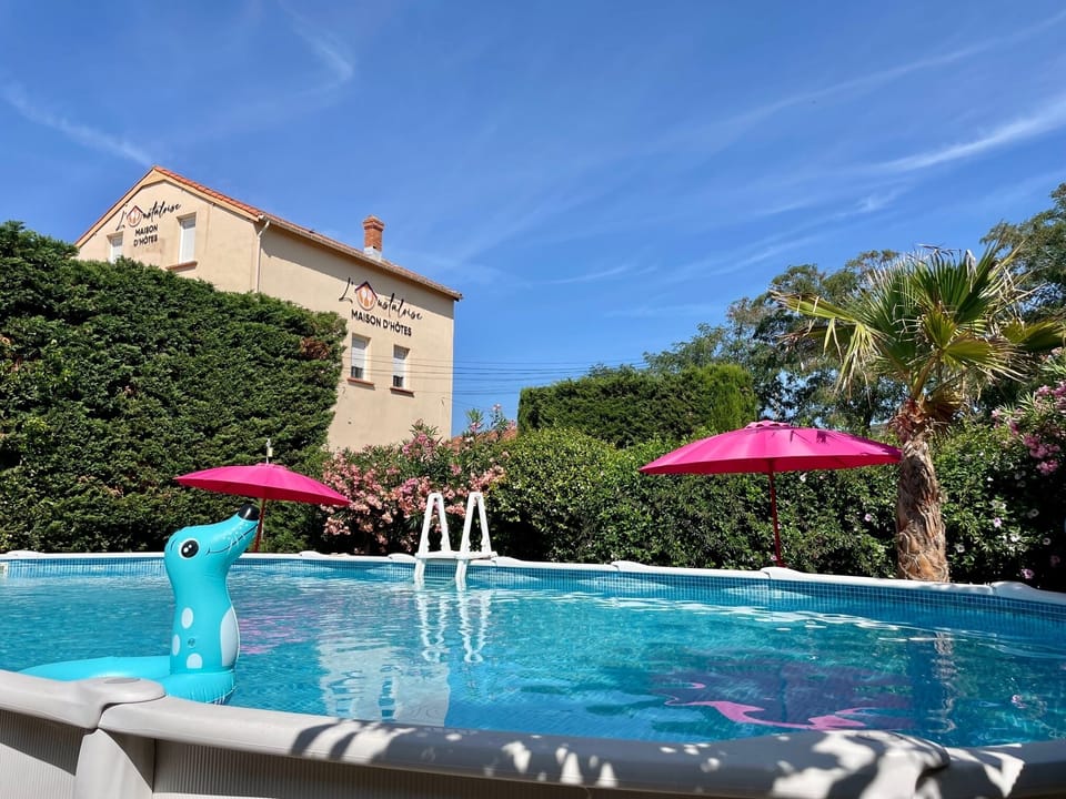 L'Oustaloise Bed and Breakfast in Occitanie