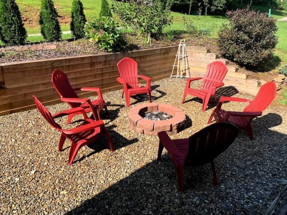 Cabin Firepit.