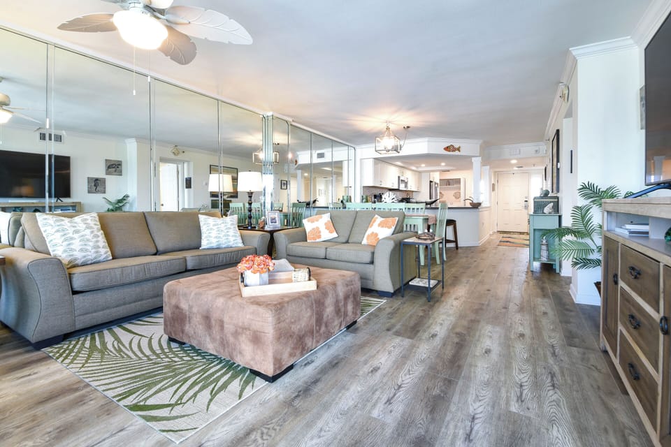 Inlet Reef Club 216 - Open Floor Plan