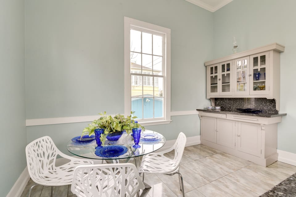 Dining Table | Dishware + Flatware Provided
