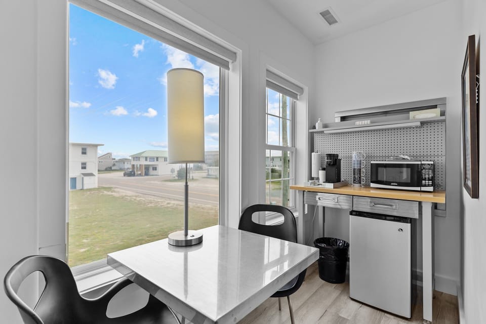 Premium Suite | Premium bedding, down comforters, laptop workspace, WiFi (free)
