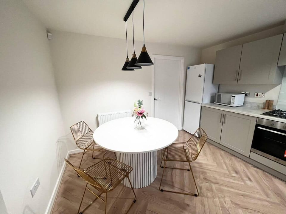House | Dining