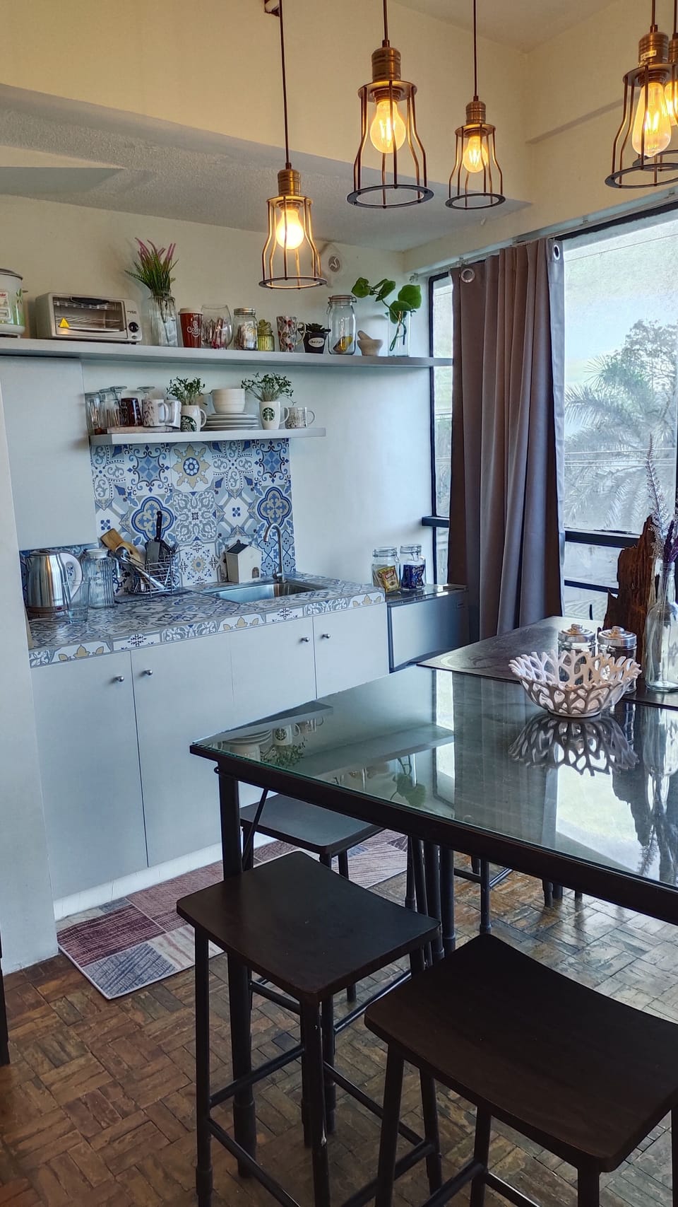Dining Area and kitchenette