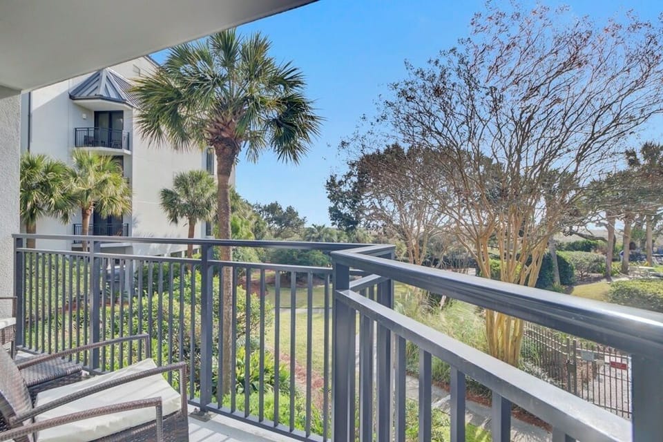 - Step out to your private balcony and take in swaying palms and peaceful landscaped greens - Enjoy a quiet moment with a drink in hand and sunshine on your face - Breezy escape that brings vacation vibes just steps from your living room