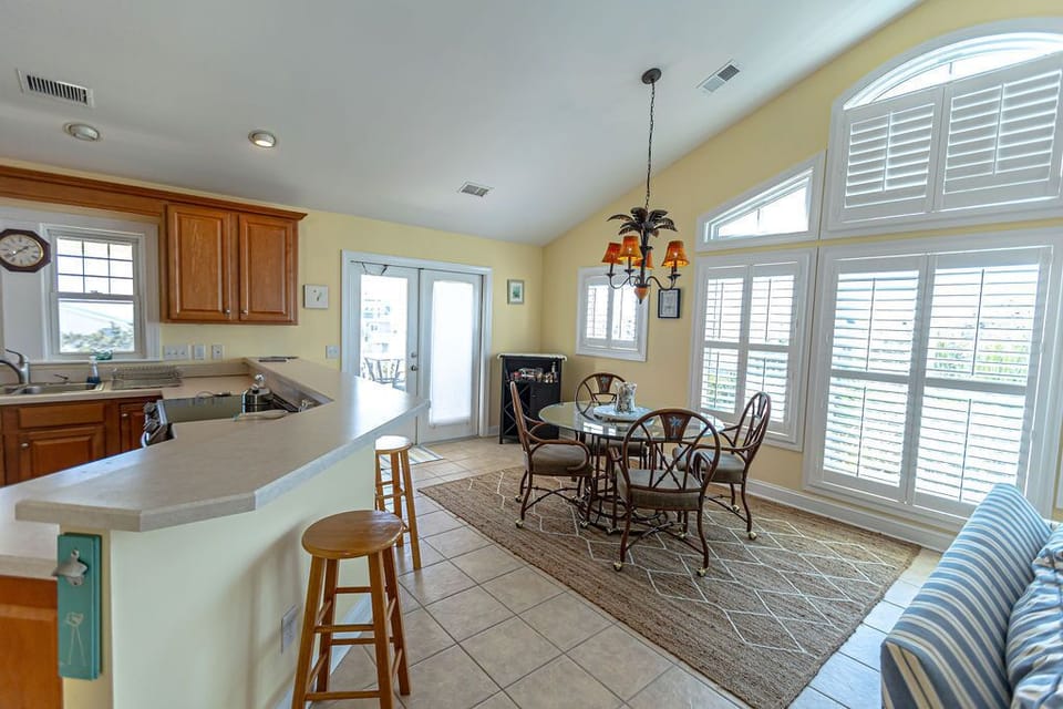 Dining Area and Kitchen 