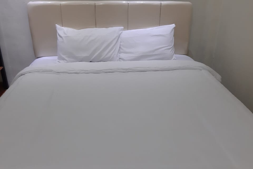 Standard Double Room | Bed sheets
