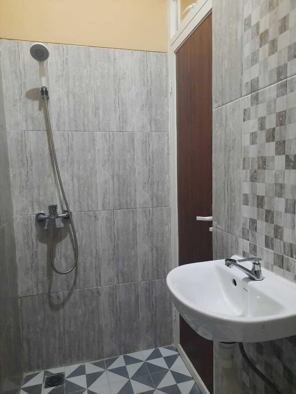 Standard Room, 1 Double Bed | Bathroom