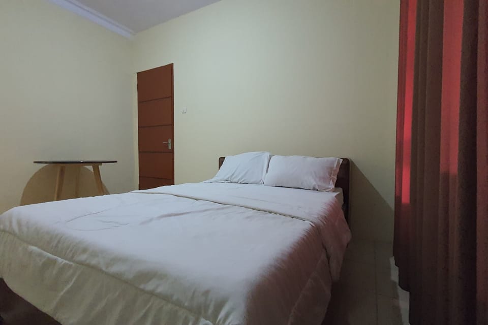 Standard Double Room | Bed sheets