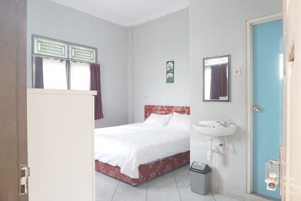 Standard Double Room | Bed sheets