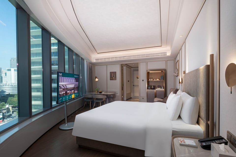 Executive Single Room | Free minibar, in-room safe, blackout drapes, soundproofing