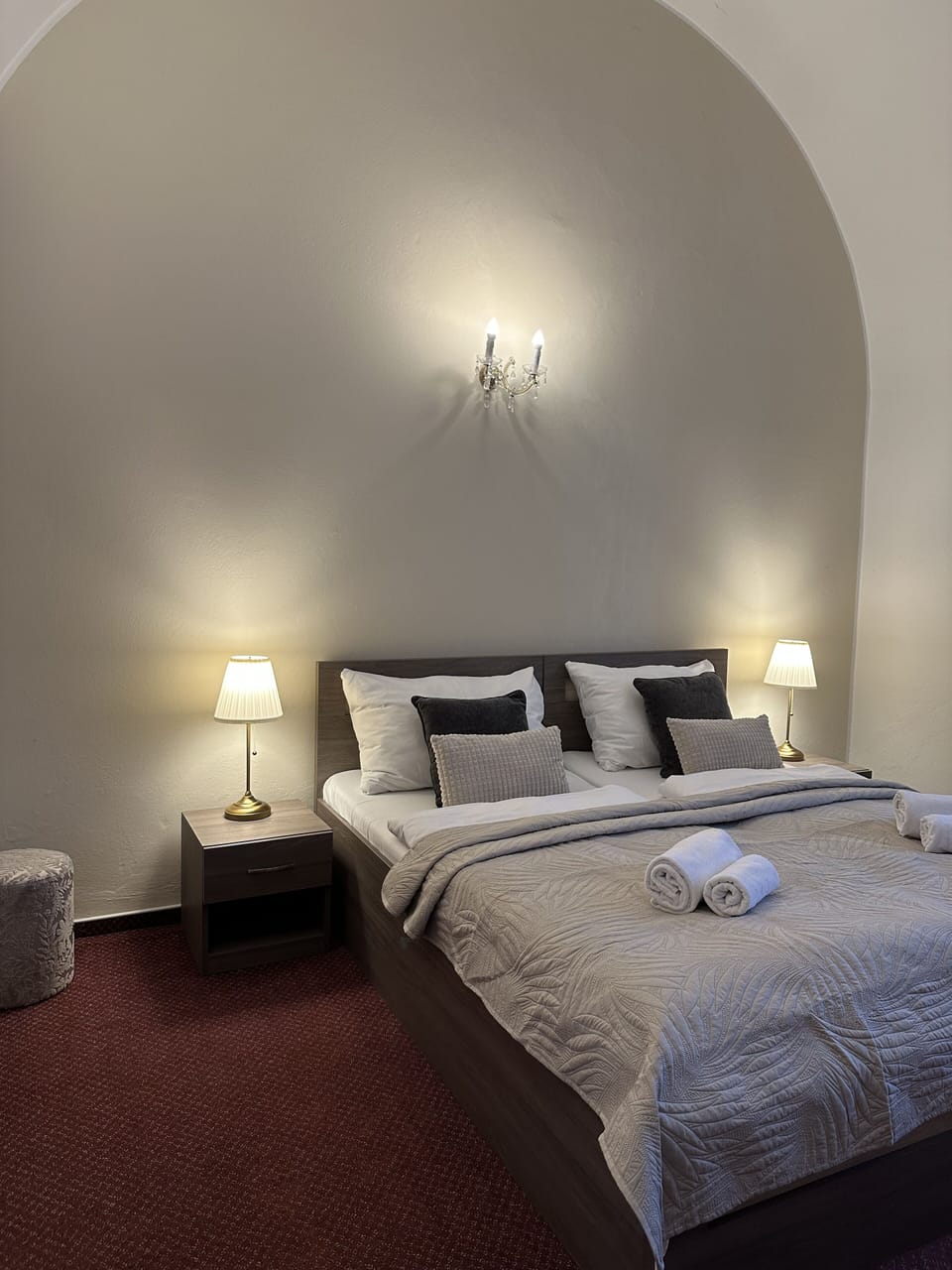 Comfort Twin Room | In-room safe, blackout drapes, iron/ironing board, free WiFi
