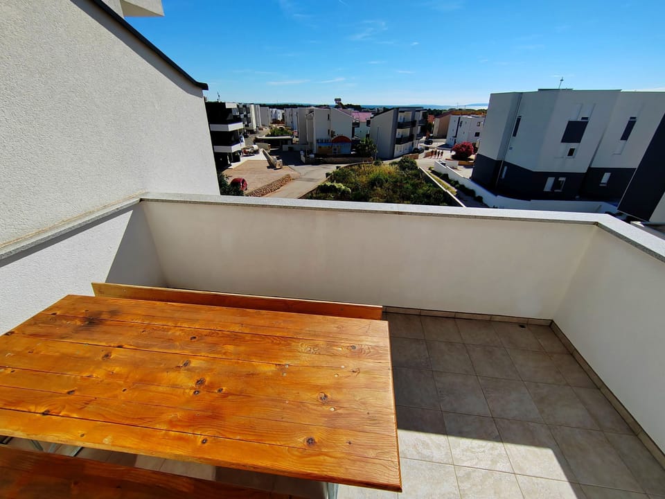 Apartment, 2 Bedrooms, Balcony, Garden View | Outdoor dining