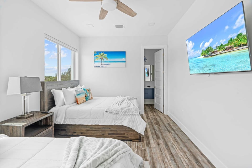 Feel like royalty while sleeping on the king-size bed. Both king bedrooms boast direct access to the deck!