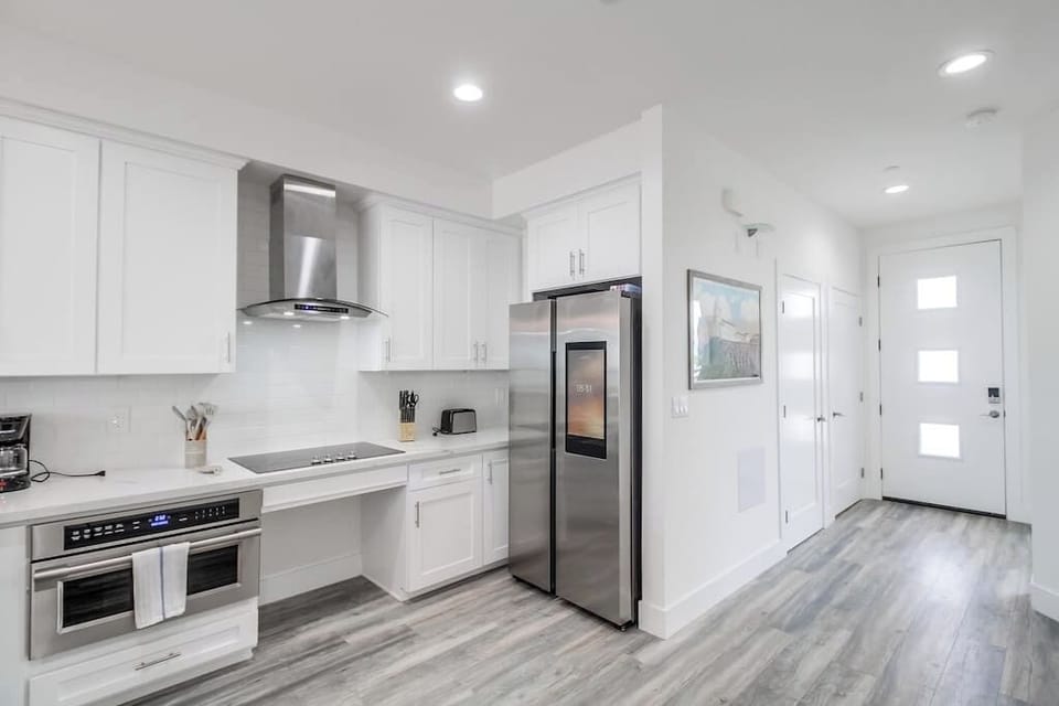 Fully equipped kitchen