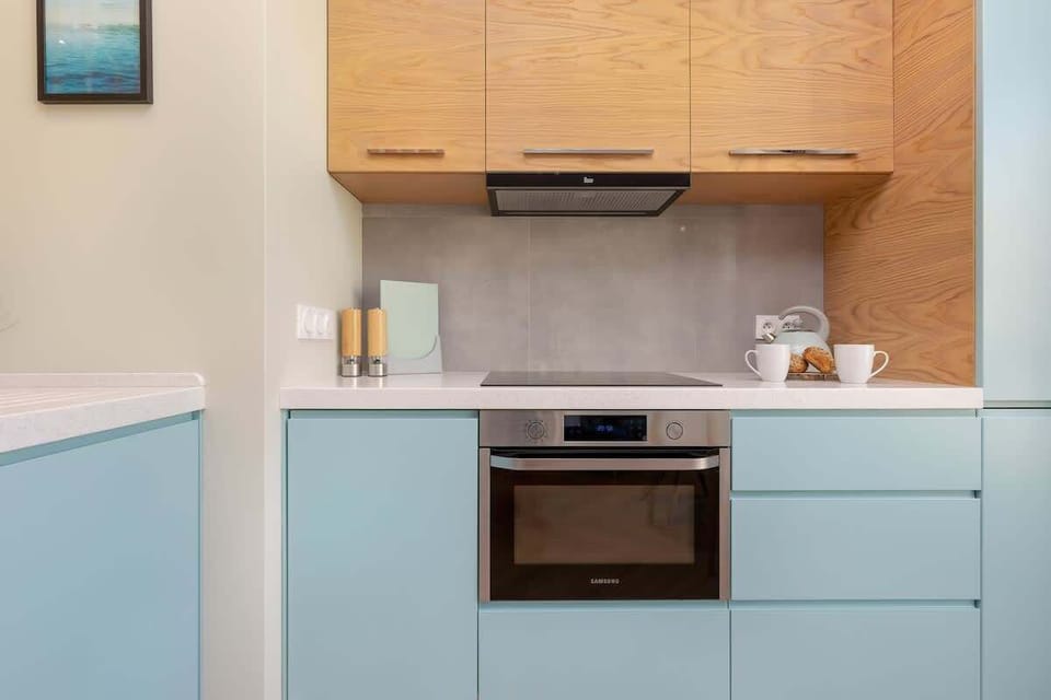 Kitchenette with a dishwasher