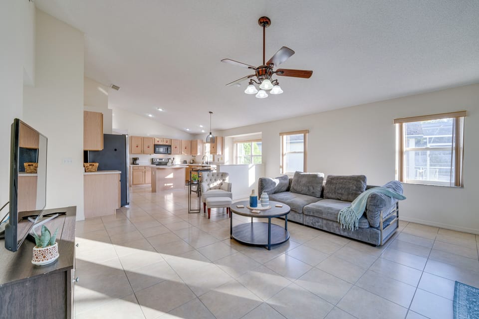 House (4 Bedrooms) | Interior