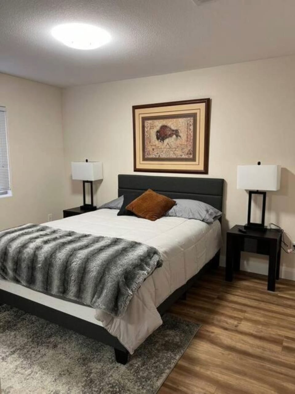3rd bedroom - Queen bed