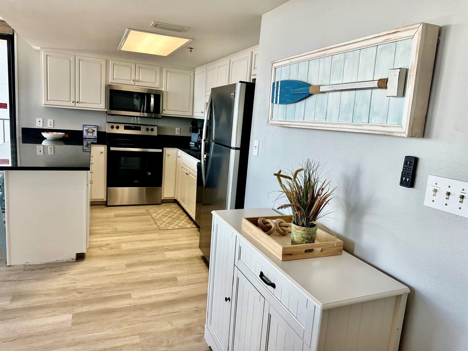 This cabinet serves as your pantry!