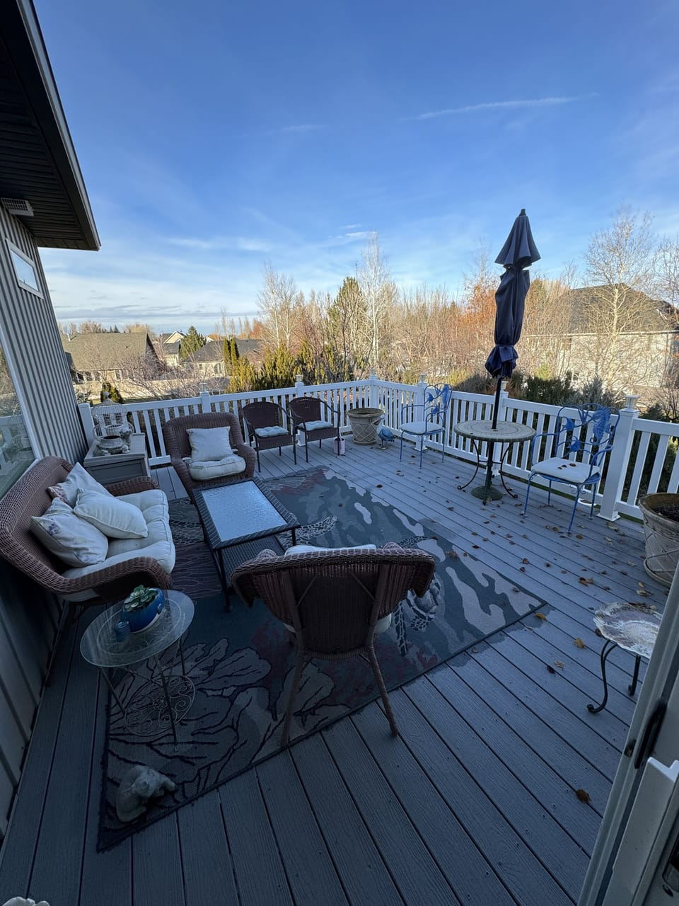 Master bedroom balcony (2)