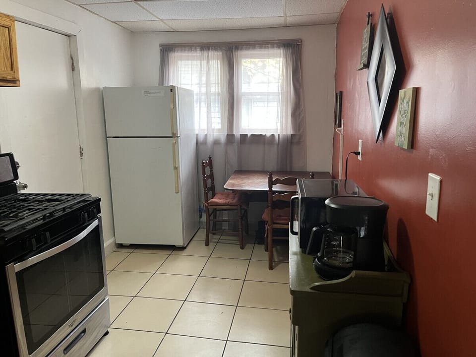 Fully equipped, eat-in kitchen.  Make dinner, have coffee, enjoy dining in this cozy kitchen.