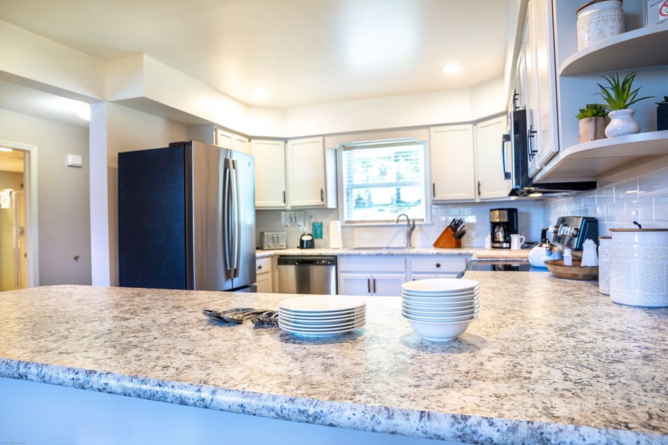 Fully applianced kitchens