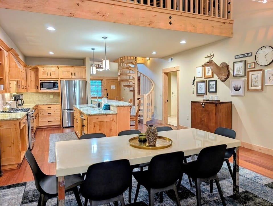 Dining and kitchen areas