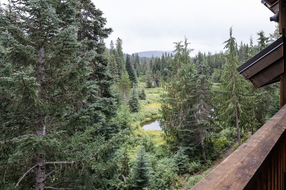 Seating on Balcony with Lake View